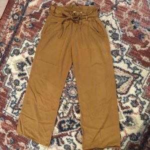 Wide leg trousers